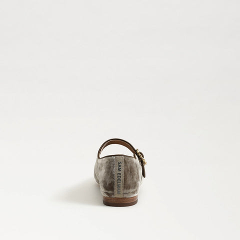 Michaela Mary Jane Flat