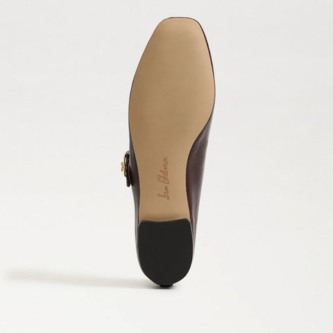 Michaela Mary Jane Flat