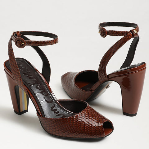 Wrenna Ankle Strap Pump