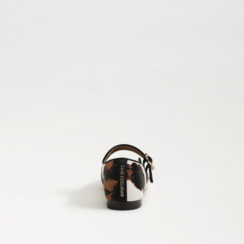 Michaela Mary Jane Flat