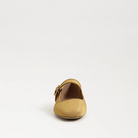 Michaela Mary Jane Flat