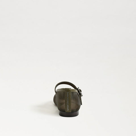 Miranda Mary Jane Flat