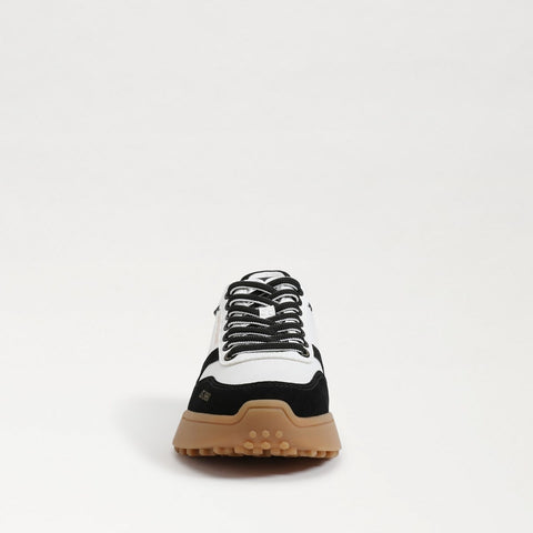 Layla Sneaker