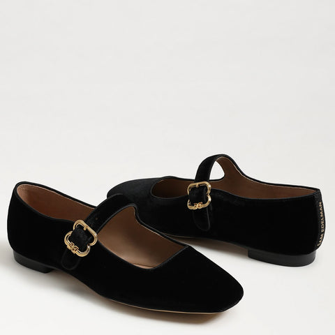 Michaela Mary Jane Flat